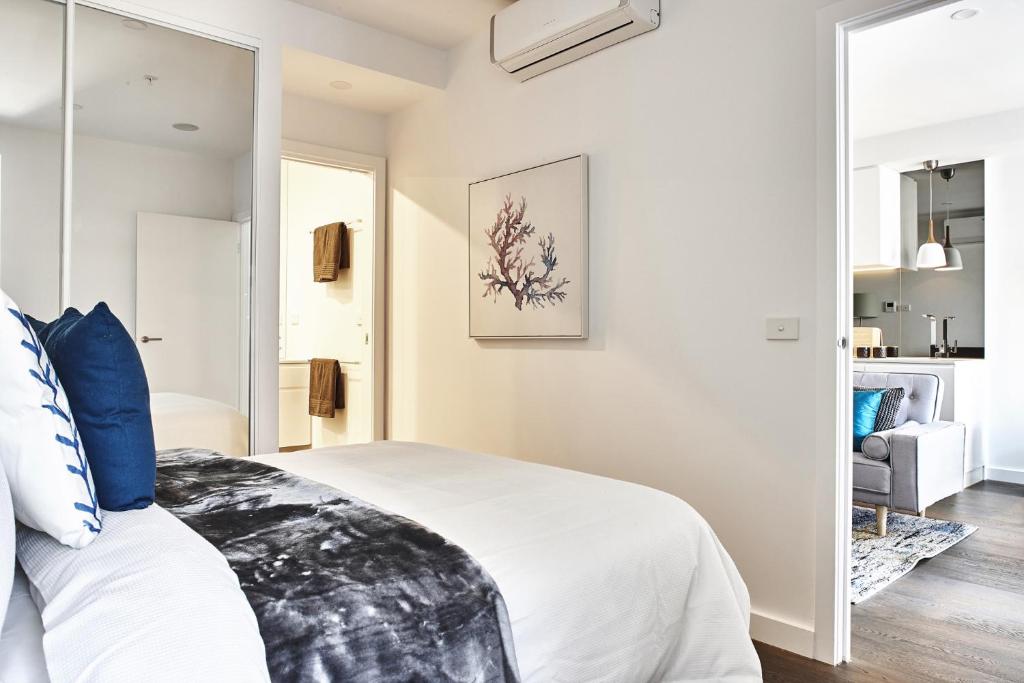 Mega Style Apartments St Kilda photo