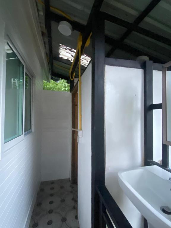 บ้านชายดอย Glamping ดอยแม่แจ๋ม cheason ,Muangpan, Lampang photo