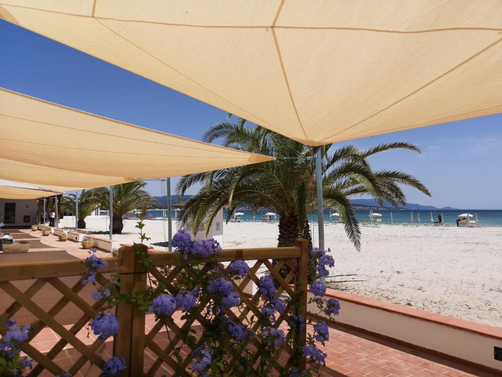 Vel Mari - Rooms on the Beach photo