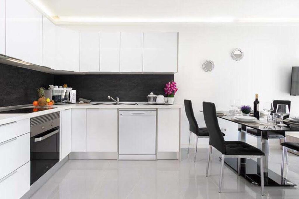 Manuda Luxury Apartment - 4