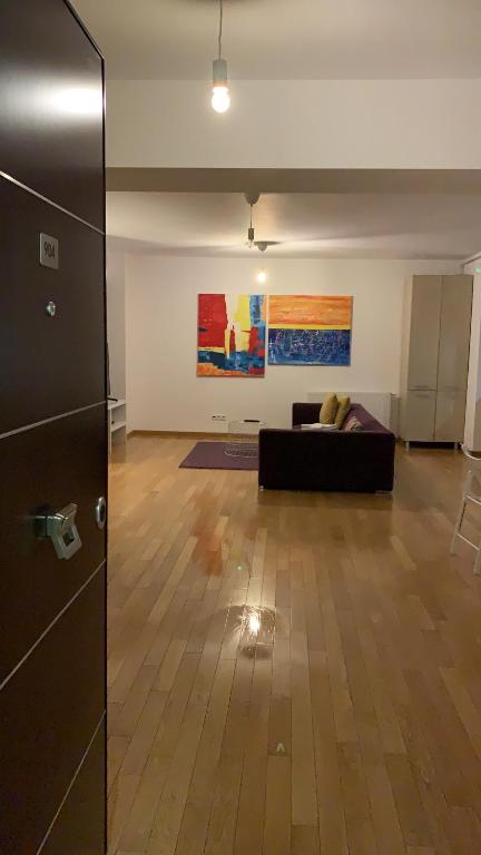 365 Apartments photo