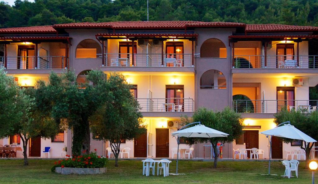 Livari Studios, Vourvourou