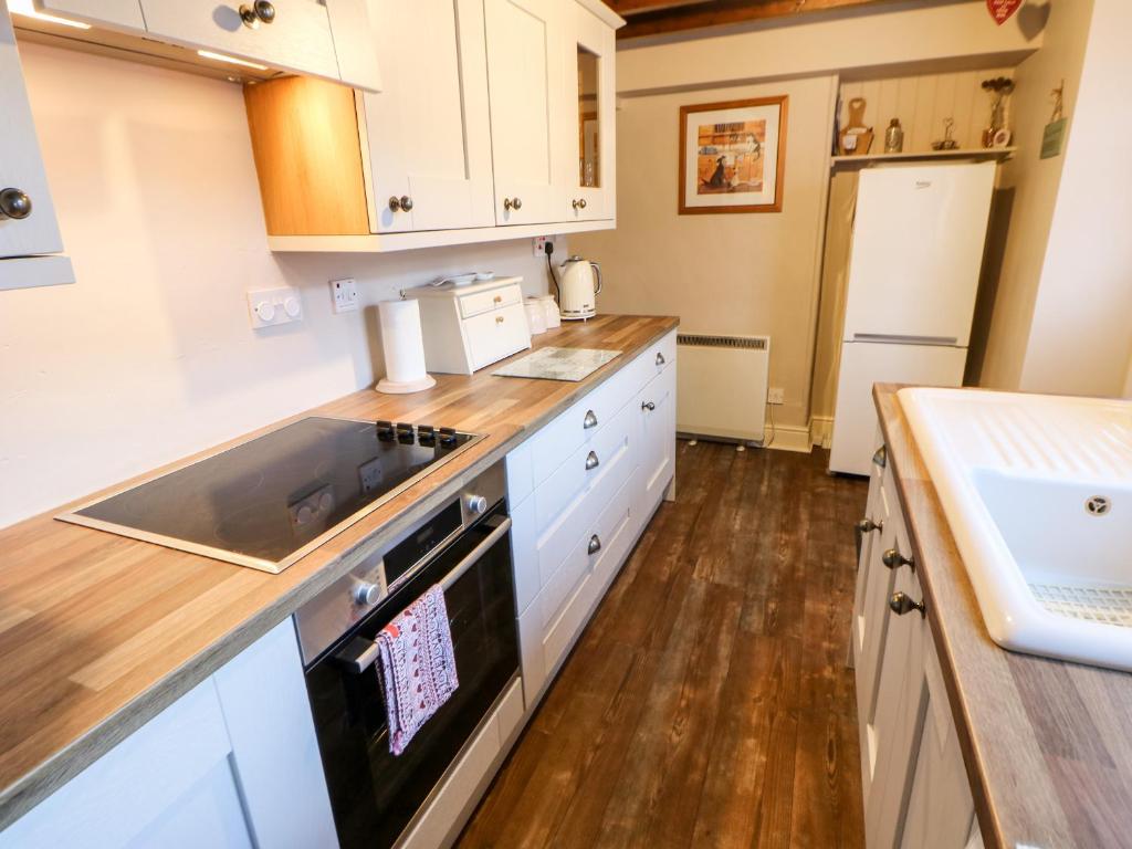 Myrtle Cottage, West Witton photo 5