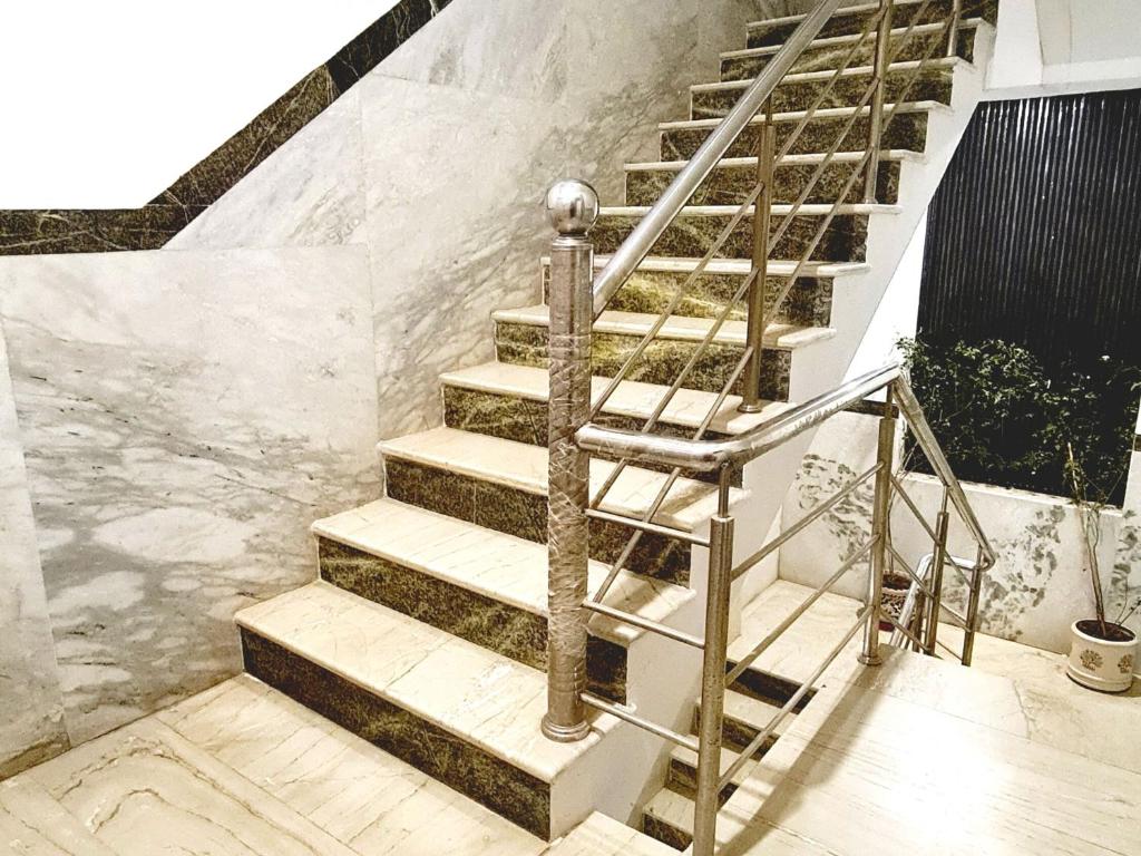 2bhk Luxury Penthouse (the north face) photo