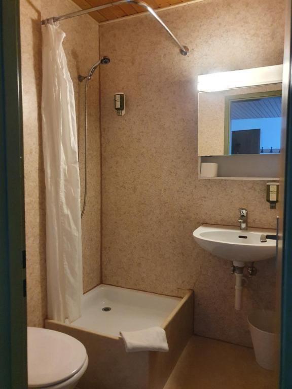 Downtown Apartment 9 - 3