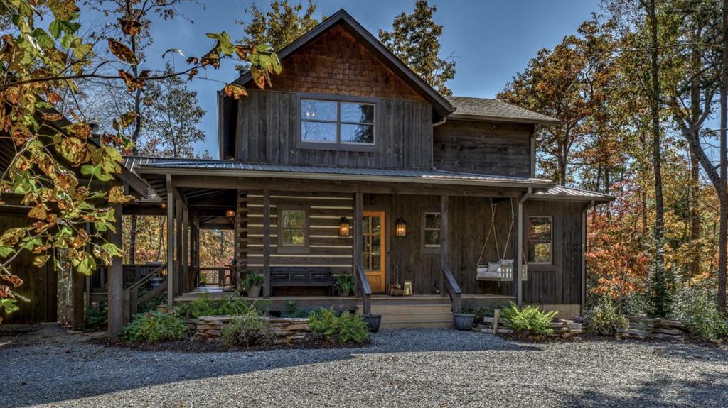 Singing Pines, Blue Ridge