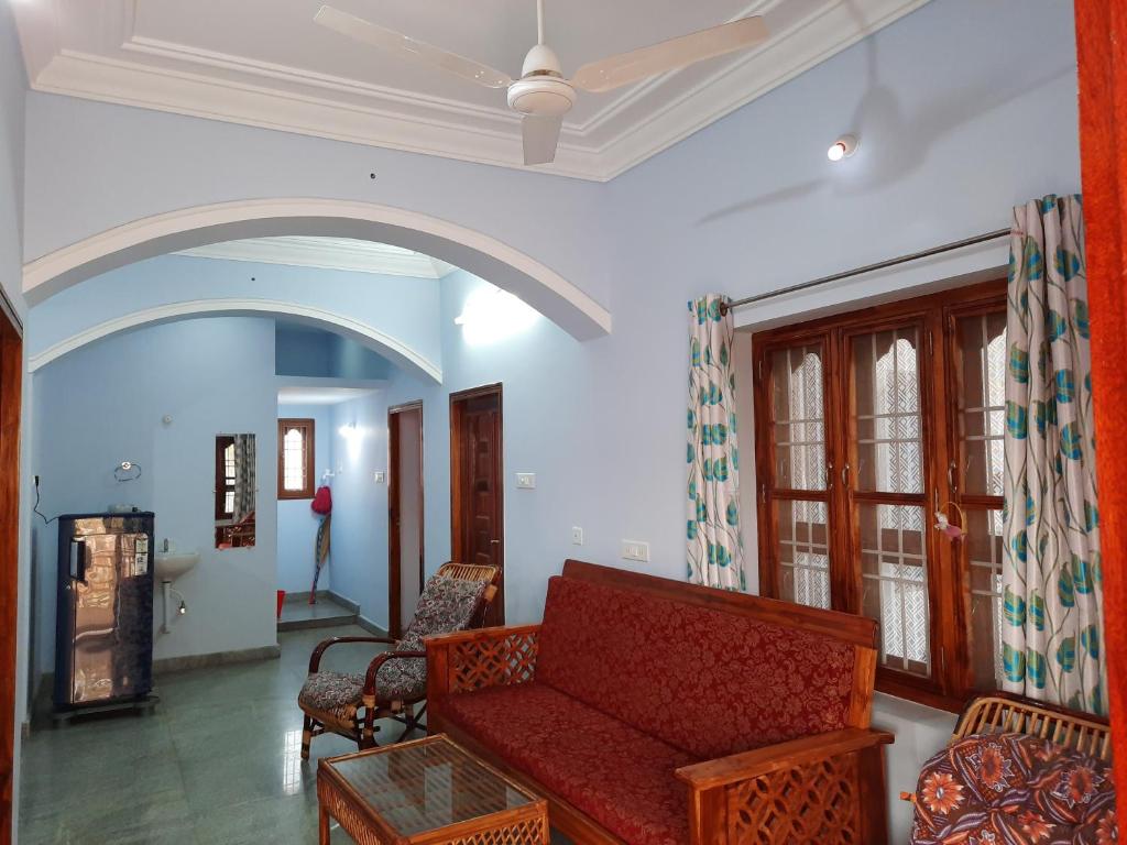 MOUNTAIN HOUSE — Hotel in Thiruvanamalai