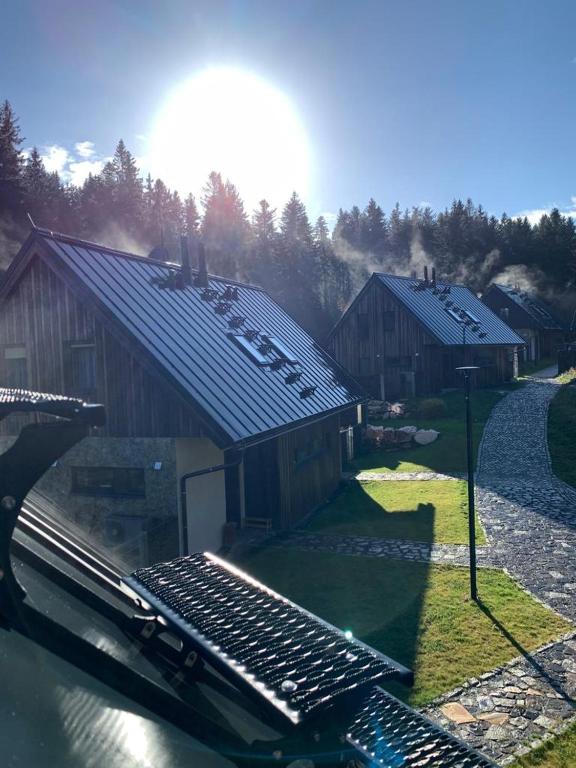 Chata na Zlatém Hamru, Svoboda nad Úpou