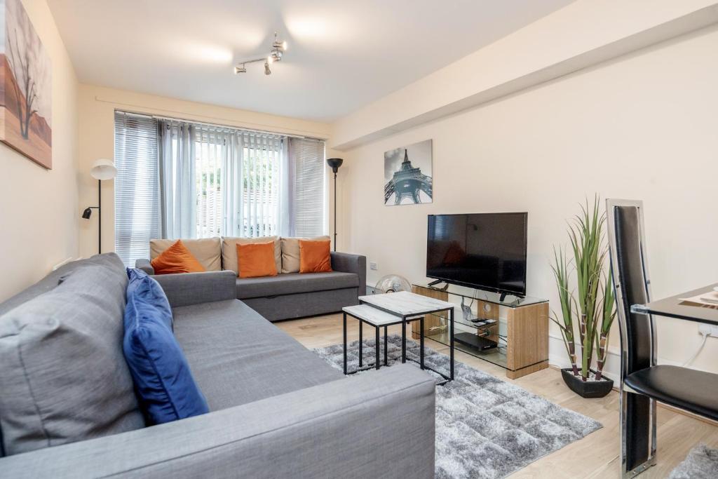 MPL Apartments Watford-Croxley Biz Parks Corporate Lets 2 bed FREE Parking