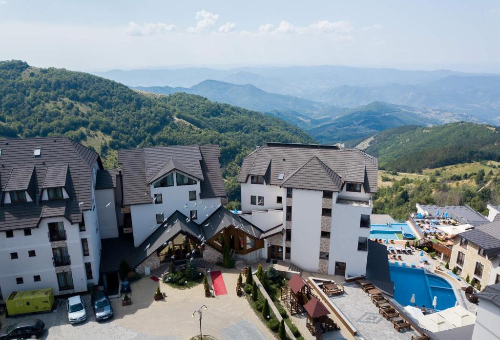 Milmari Resort & Spa Suites - 3