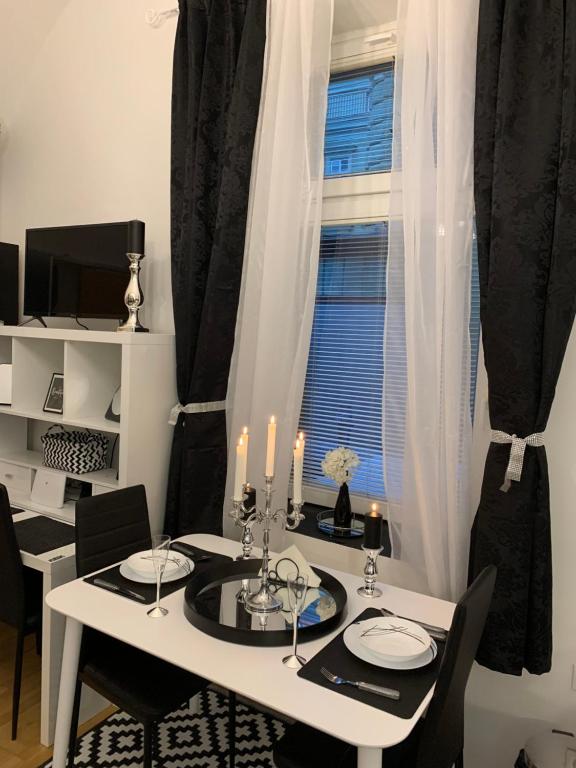Apartment Capital 3