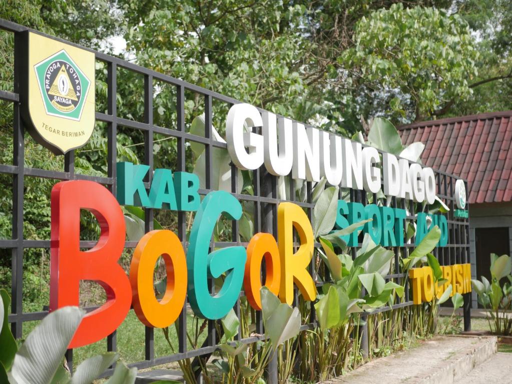Gunung Dago Resort Bogor Syariah — Hotel in Bogor