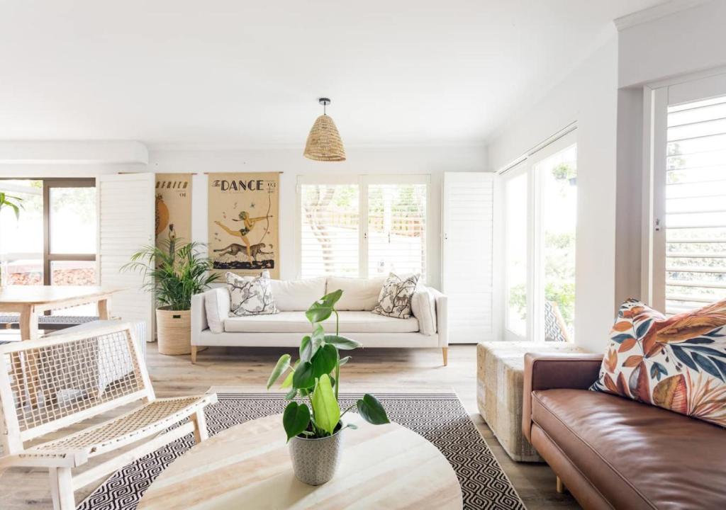 Plett Holiday Stay with Hut Tub ,Pizza Oven and Views, Plettenberg Bay