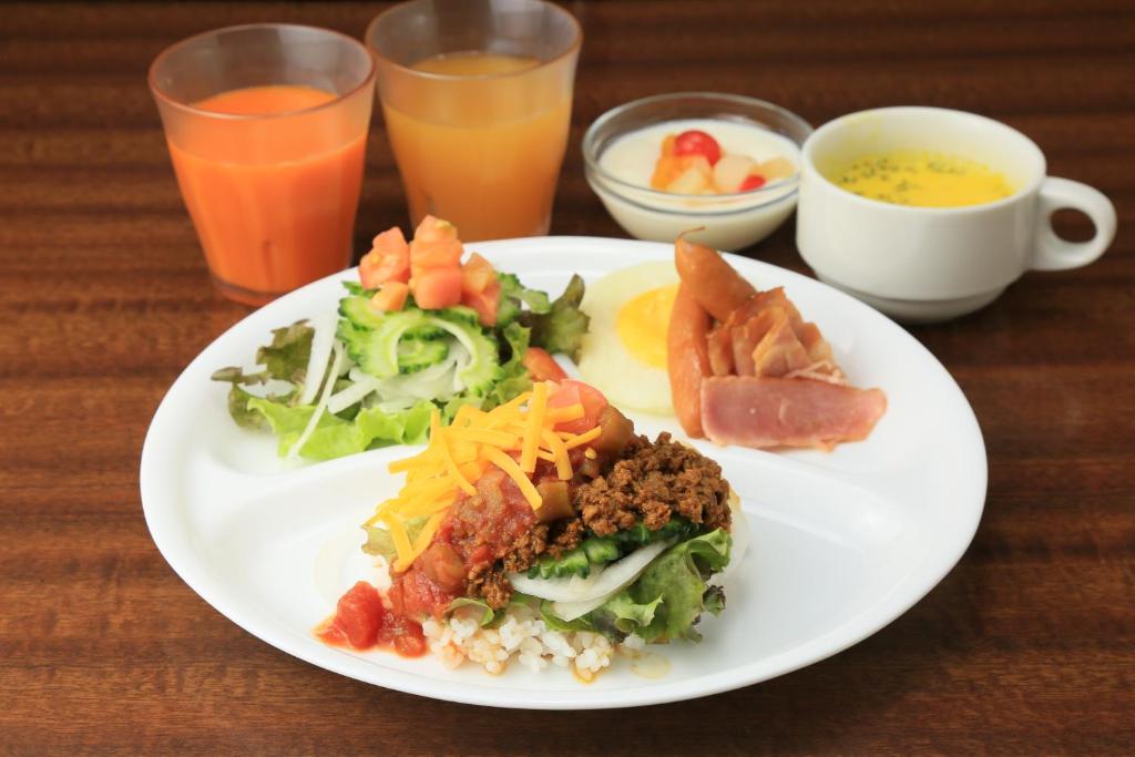 طعام و مشروبات