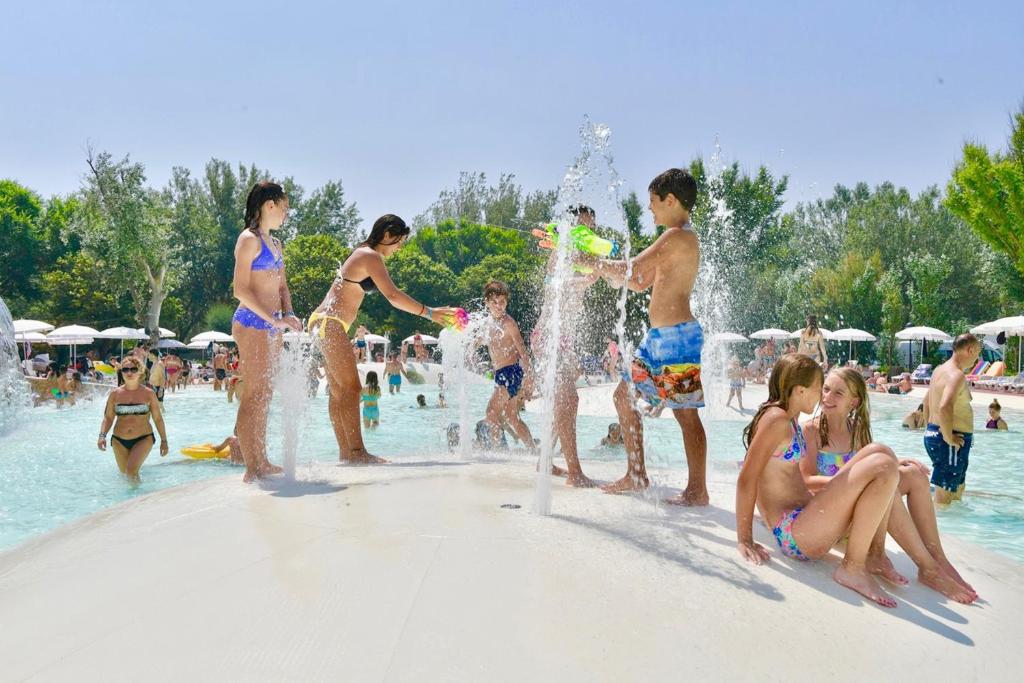 Isamar Holiday Village photo