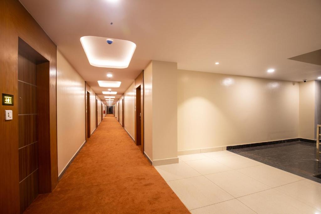 5. Hotel Pa..