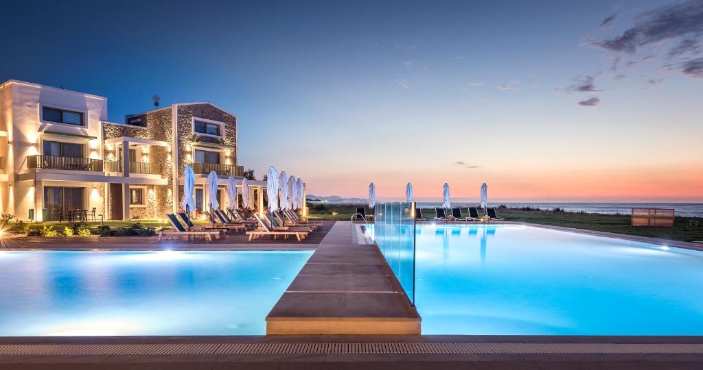 Thalassa Suites photo