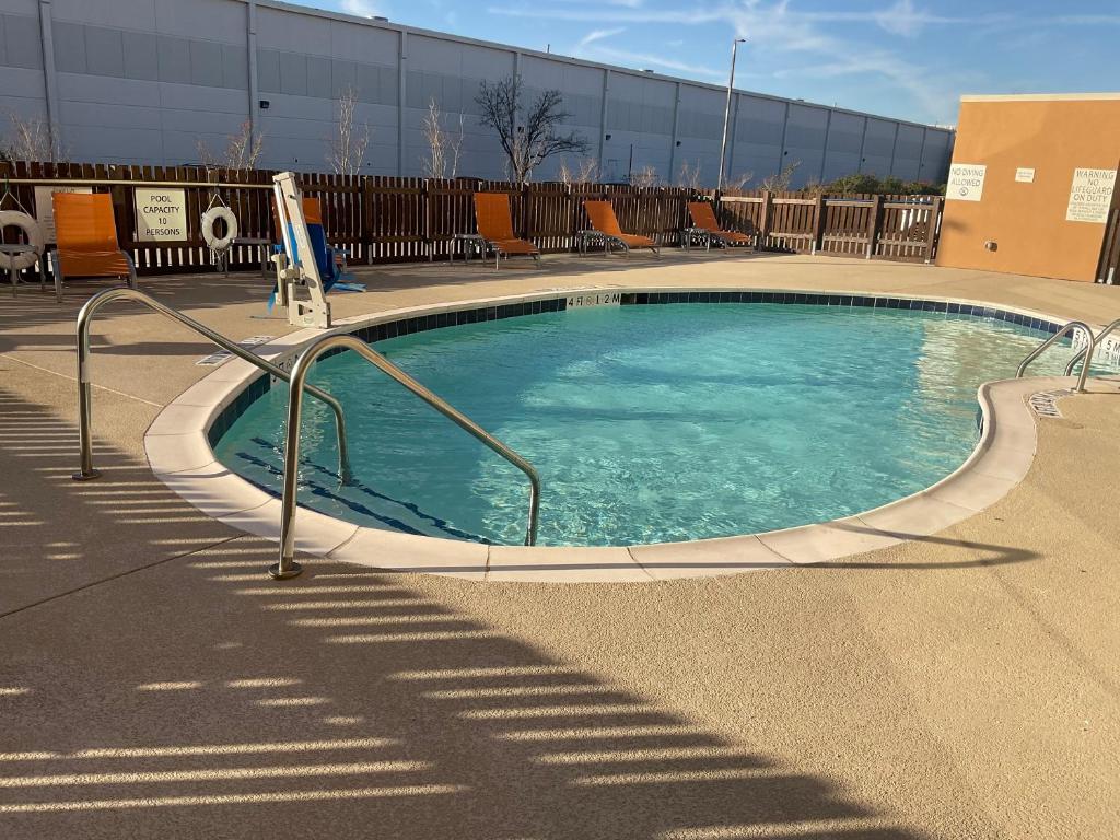 Holiday Inn Express and Suites Wylie West photo