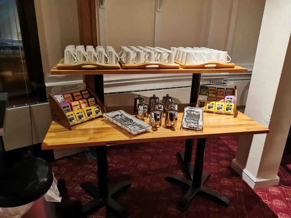 อาหารและเครื่องดื่ม