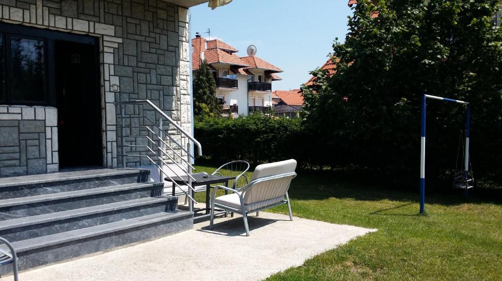 Apartments Blue House - 2