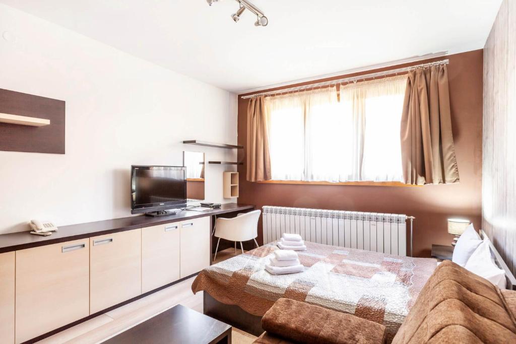 Mountain Lux Zoned - 3