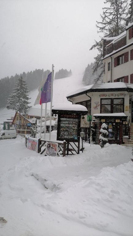 Alpin Borovets, Алпин Боровец — Borovets, Sofia (province)
