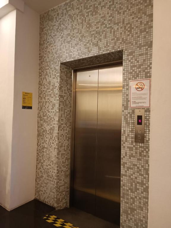 So Hotel