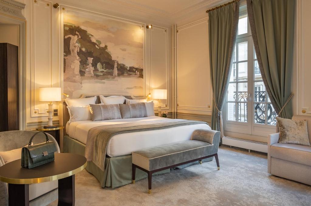 Paris Elysia Hotel Additional