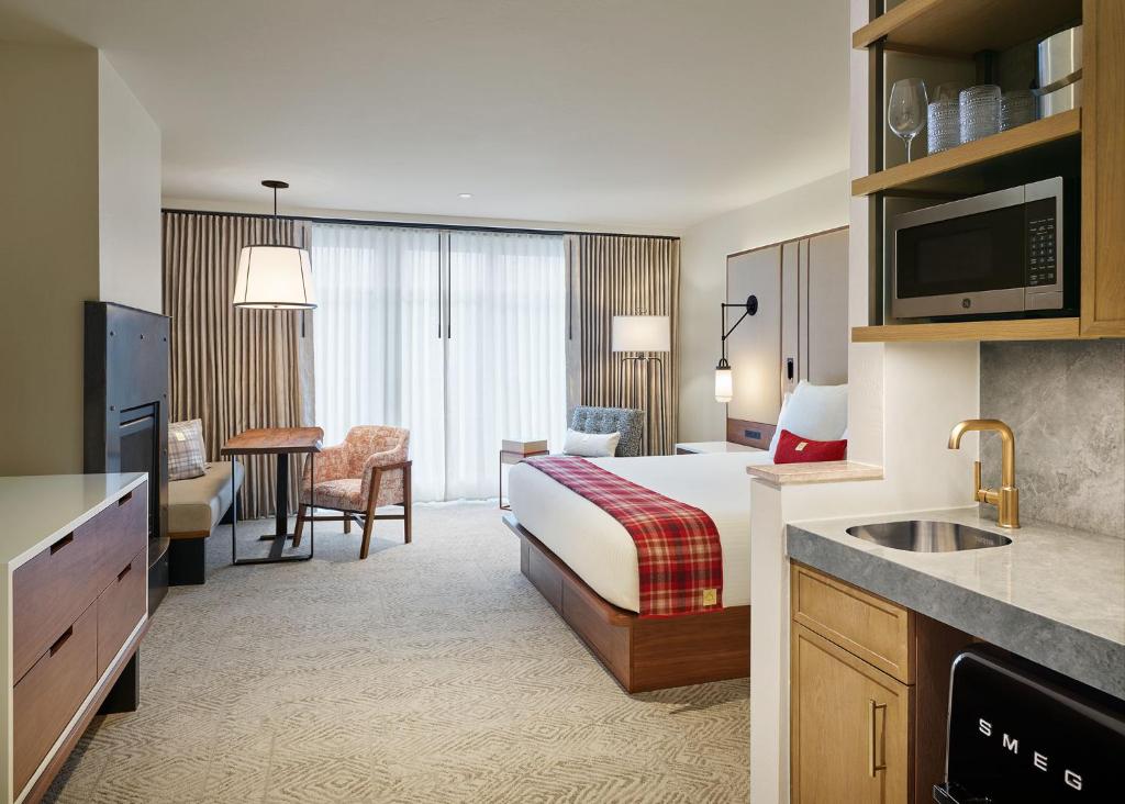 Limelight Hotel Aspen photo
