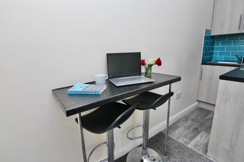 Comfy Studio in the Heart of Coventry City Centre photo