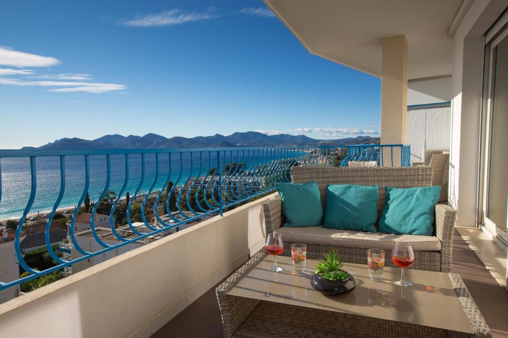 Western Cannes - Panoramic View - 3