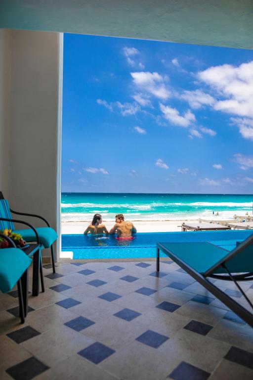 Cancun Wyndham Alltra Cancun All Inclusive Resort Additional