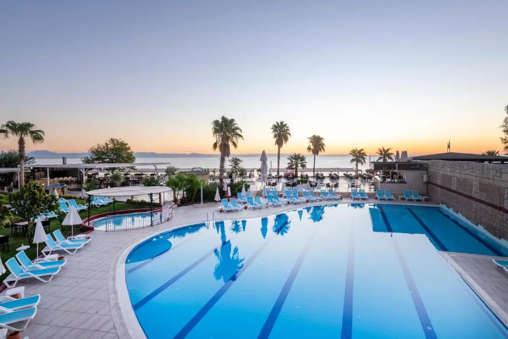 Armas Gul Beach, hotel in Kemer