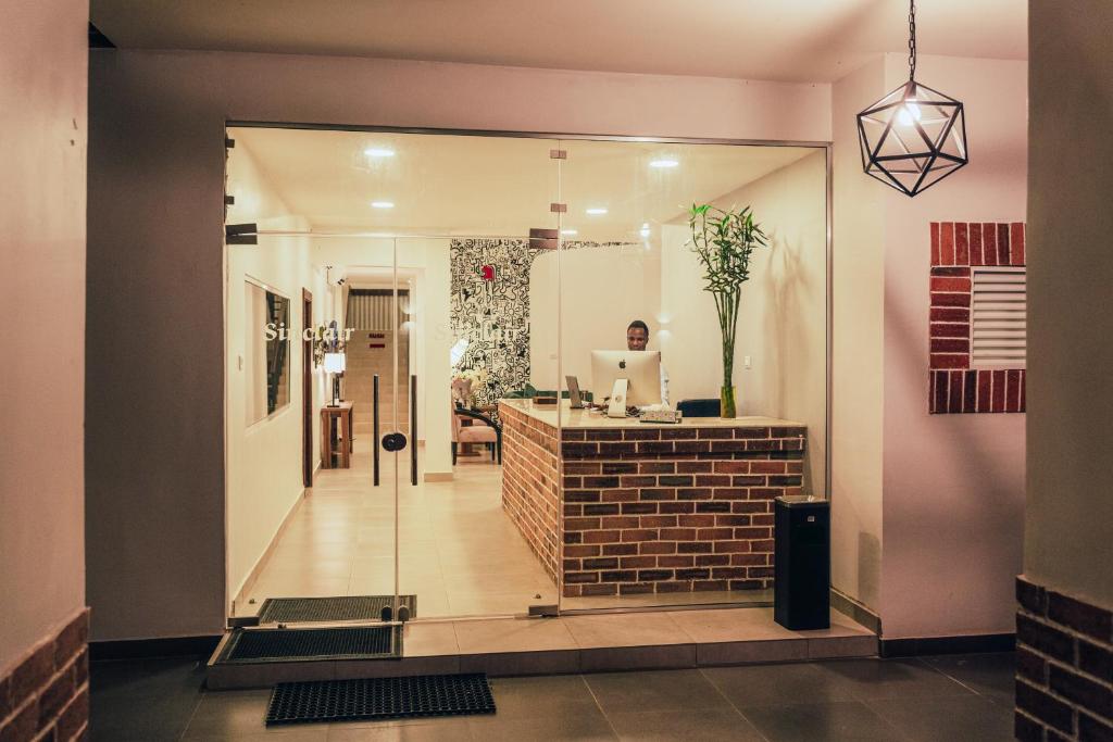 Sinclair Lake Chad, Abudža