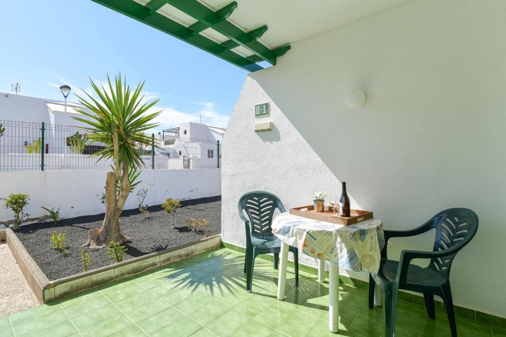 Las Mimosas. Bajo con Wifi. Piscinas comunitarias - 5
