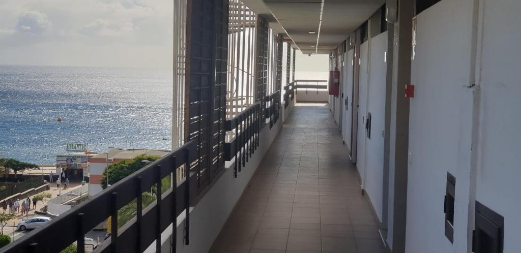 Playa del Ingles. Apartamento al lado del océano - 1