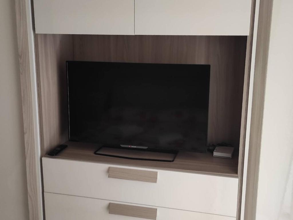 FRANCY HOUSE - 3