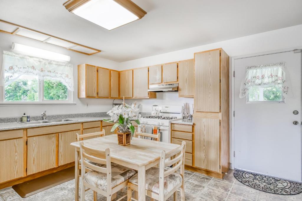 Volcano Cottage photo