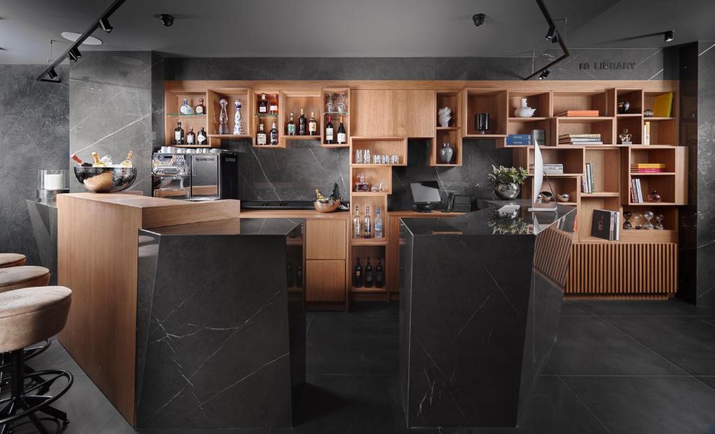 Bar/lounge