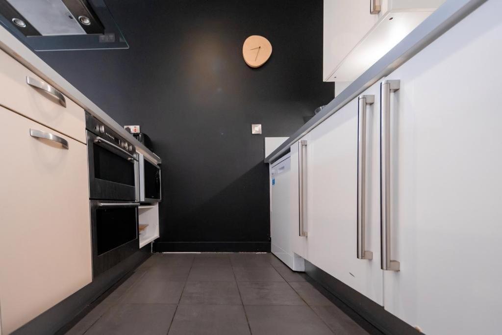 Manchester City Centre Modern 3bed 2bath Apartment PENTHOUSE Northern Quarter, Sleeps 10 photo