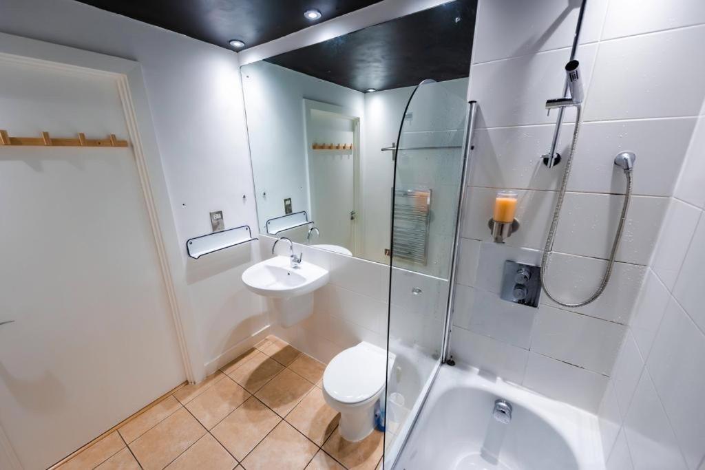 Manchester City Centre Modern 3bed 2bath Apartment PENTHOUSE Northern Quarter, Sleeps 10 photo