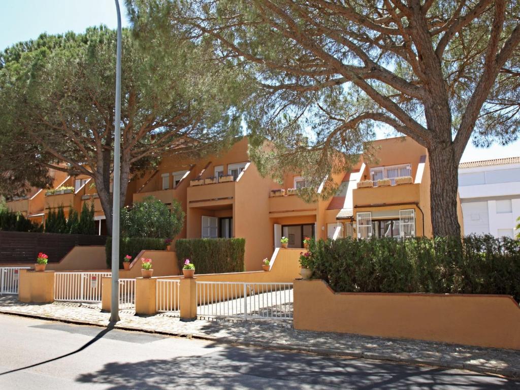 Casa adosada en Playa de Pals by Apartaments Golf