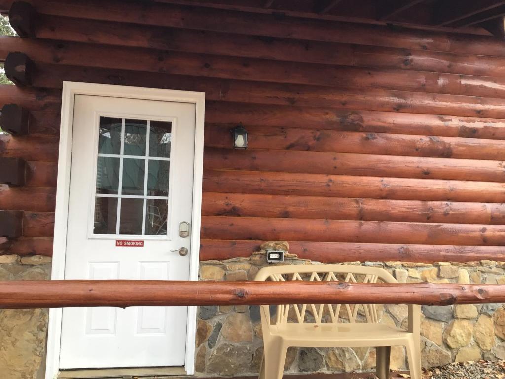 Kozy Haven Log Cabin Rentals photo