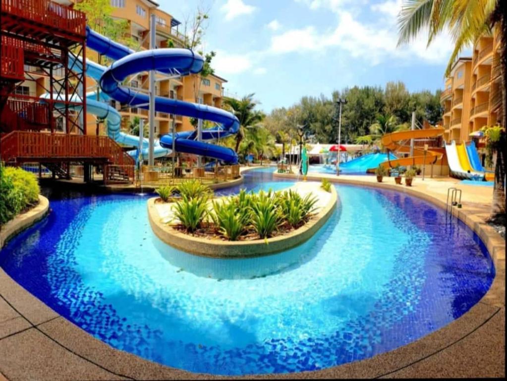 Gold Coast Morib Resort 7pax - Banting Sepang KLIA Tanjung Sepat — Hotel in Banting