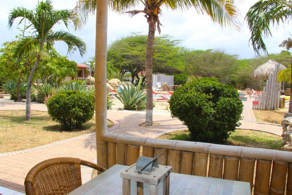 Balcony/terrace, Camacuri Apartments in Oranjestad