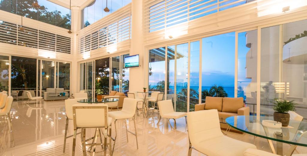 Bar/lounge