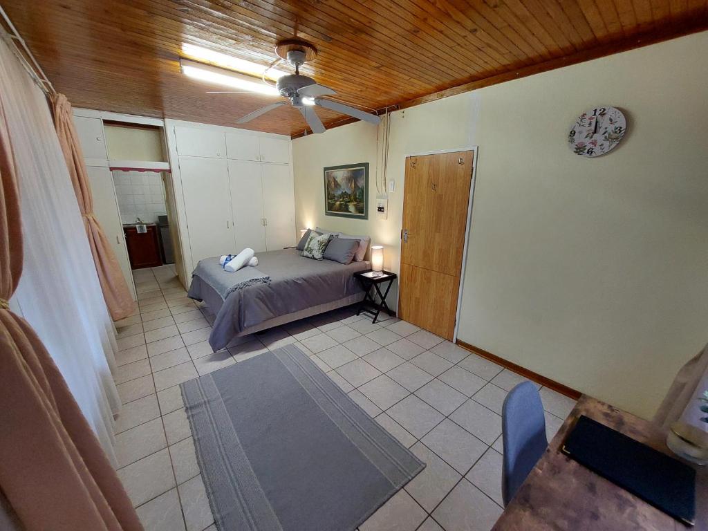 Floret Cottage photo