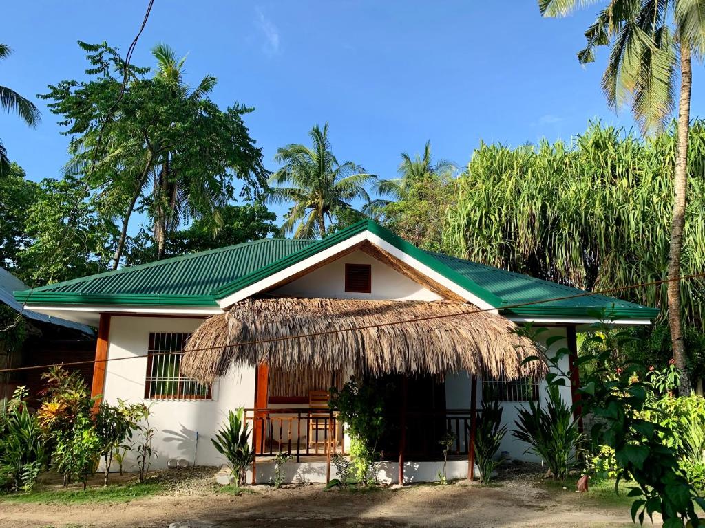 Exterior view, Pore's Homestay in Siargao Island