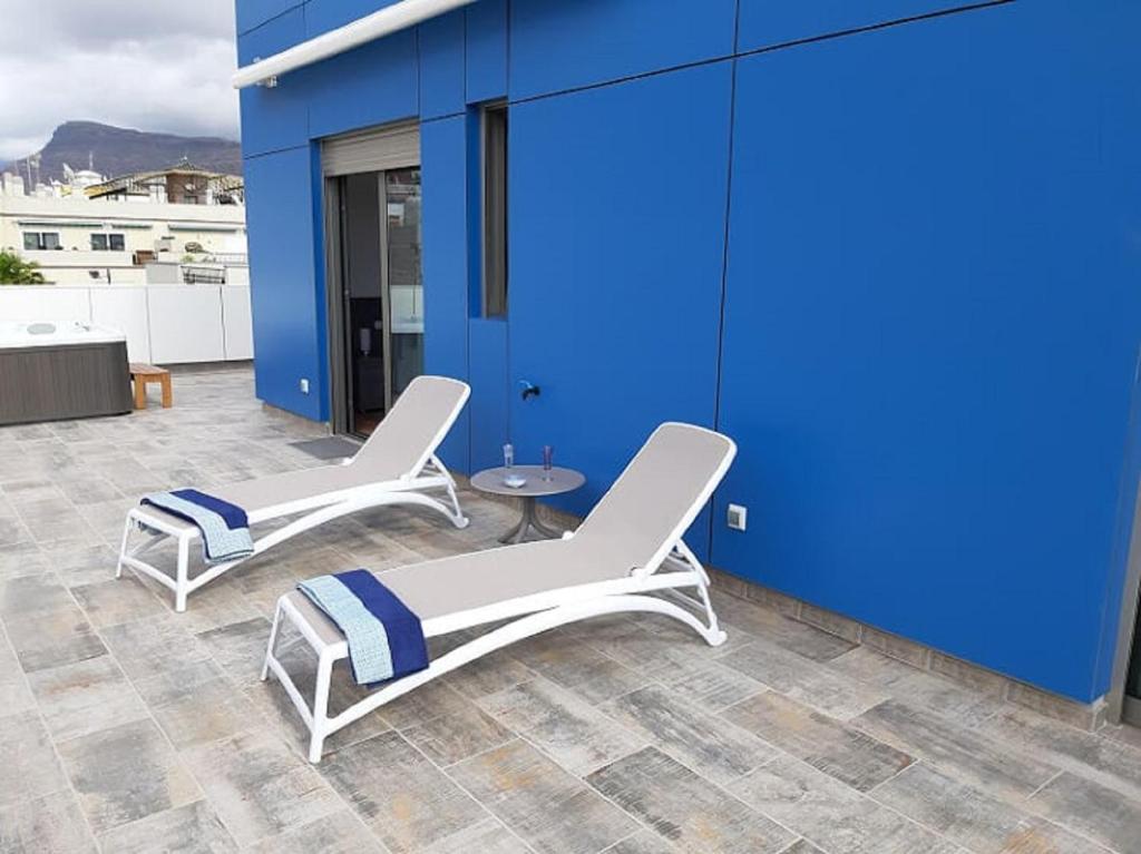 Beachfront Loft in Puerto de Mogan by El Sirocco - 2
