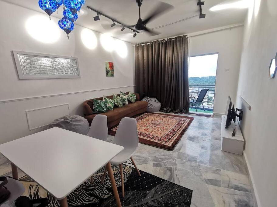 Entire Condo PD Marina View Villa 2-Bedroom — Hotel in Port Dickson